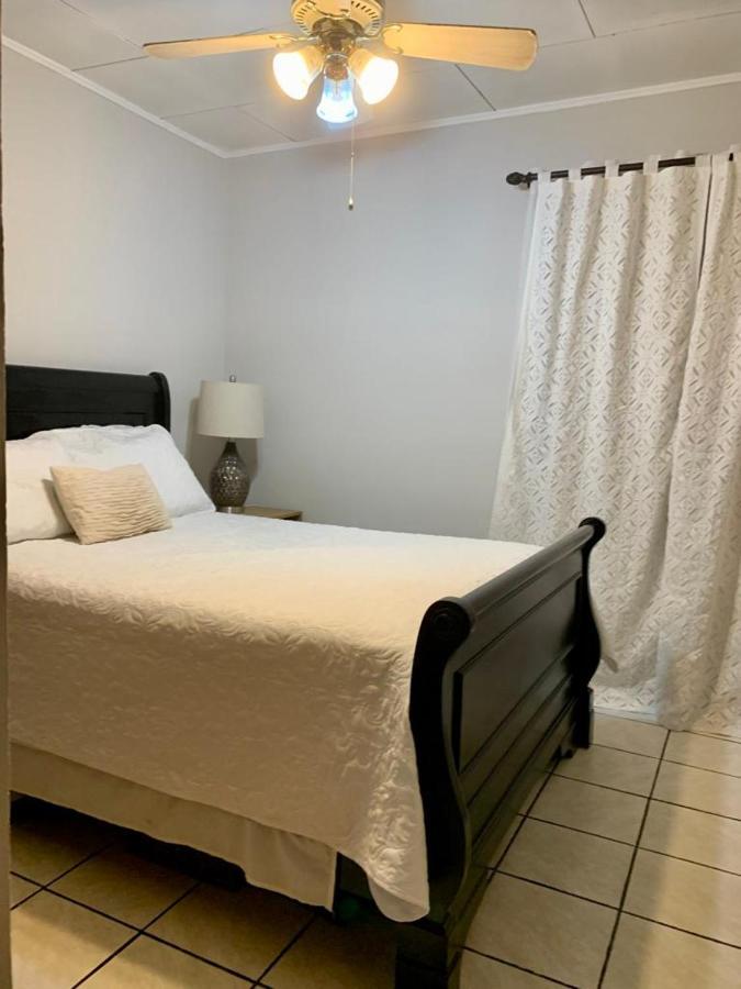 Room Near Airport/ Cerca Del Aeropuerto Rio Segundo Exterior photo